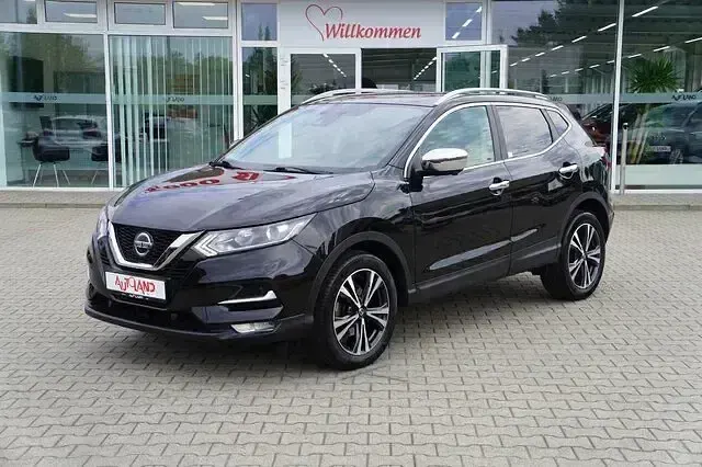 Gebraucht Nissan Qashqai 360º 160 PS (117 kW) 2020 Schwarz SUV
