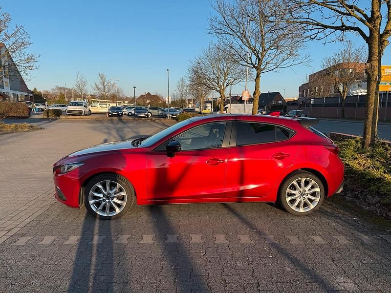 Gebraucht Mazda 3 150 PS (110 kW) 2015 Rot Kombi