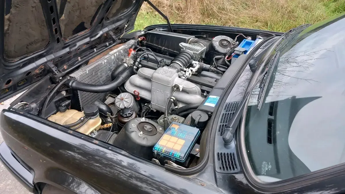 Gebraucht BMW 325 Basis 211 PS (155 kW) 1991 Schwarz Kombi