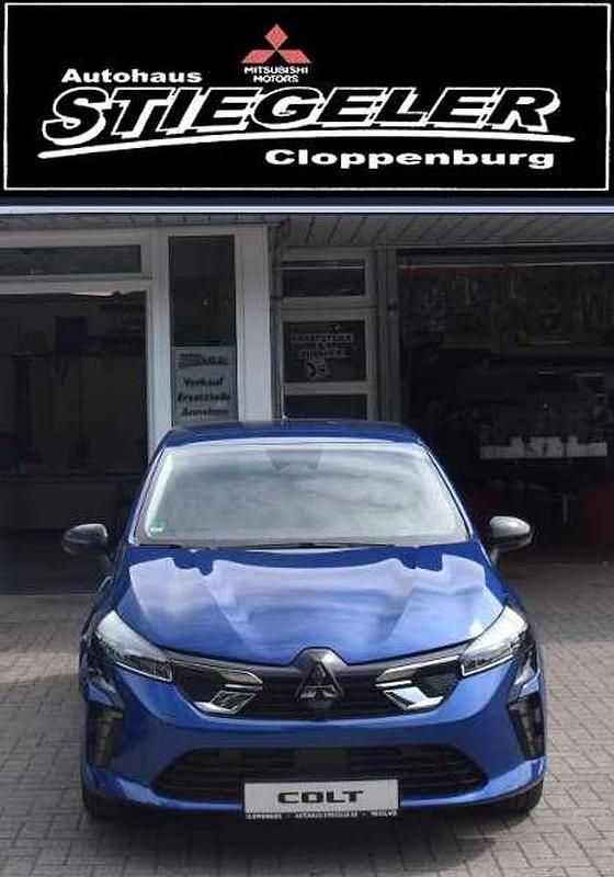 Neu Mitsubishi Colt Plus 67 PS (49 kW) 2025 Royalblau Limousine