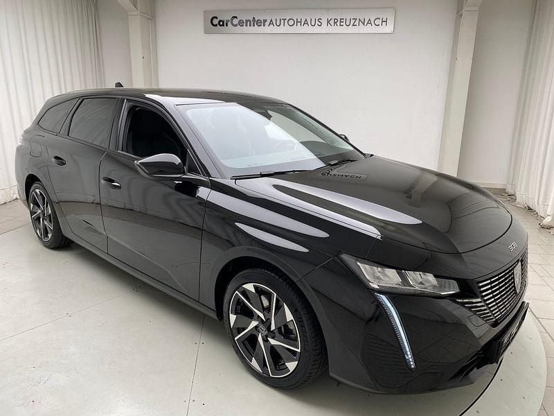 Schwarz Gebraucht 2025 Peugeot 308 Allure Kombi | 26.950 € (Superpreis) - Bild 1/4