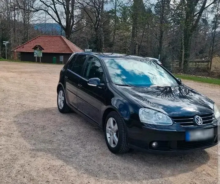 Gebraucht VW Golf V 125 PS (91 kW) 2008 Schwarz Kleinwagen