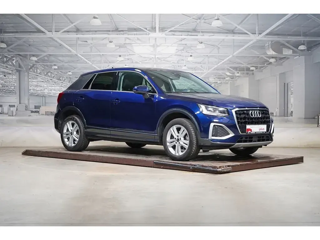 Gebraucht Audi Q2 Advanced Plus 150 PS (110 kW) 2023 Navarrablau metallic SUV