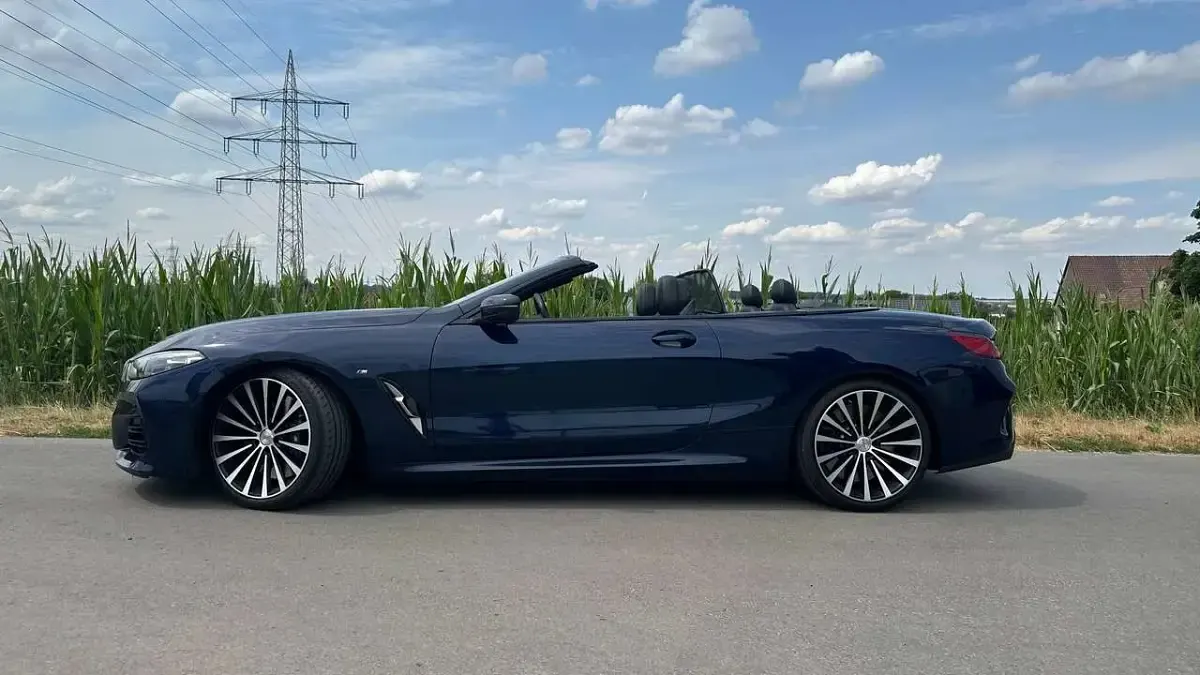 Gebraucht BMW M850 530 PS (389 kW) 2024 Blau Cabrio