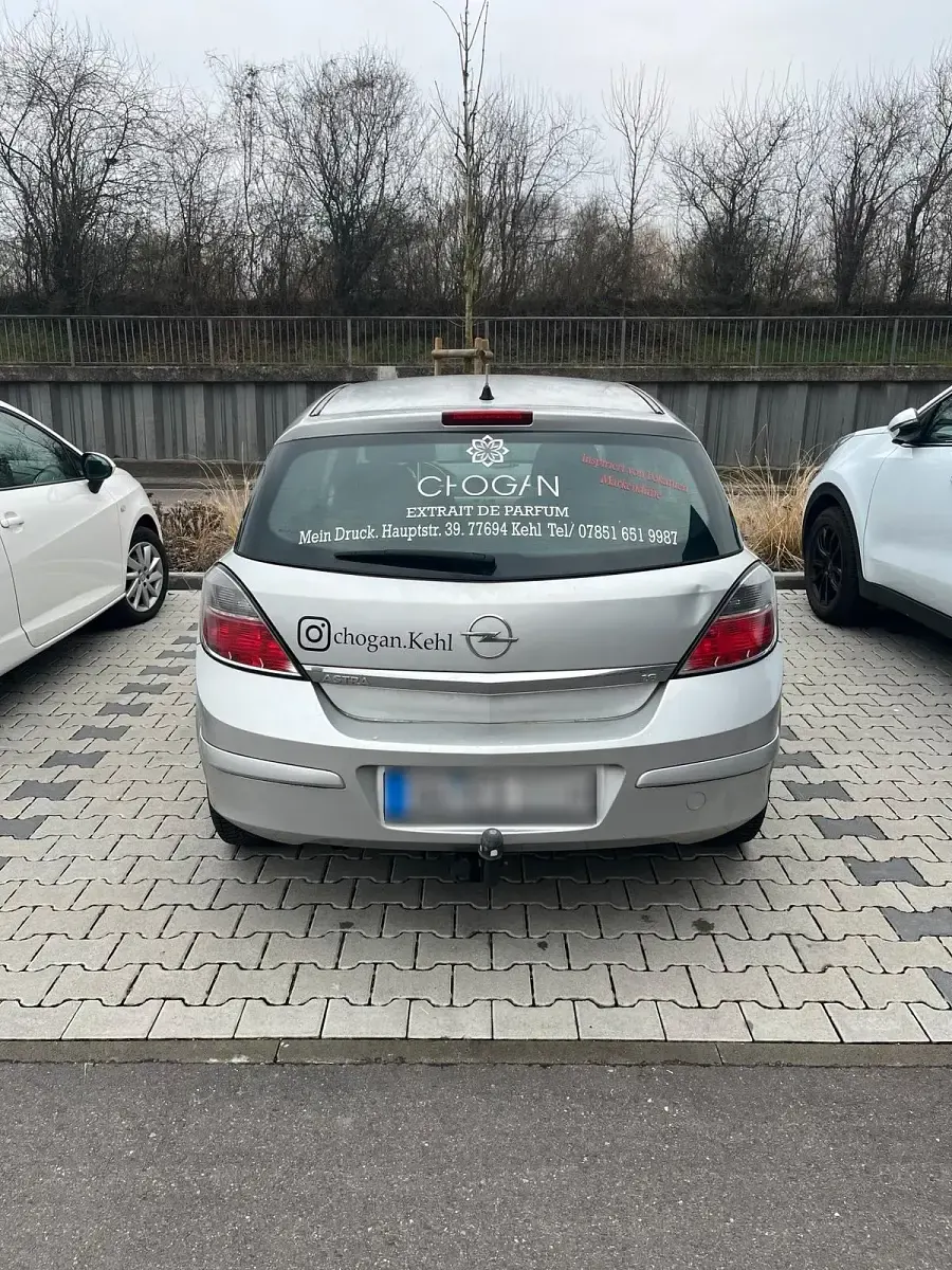 Gebraucht Opel Astra 84 PS (61 kW) 2007 Silber Limousine