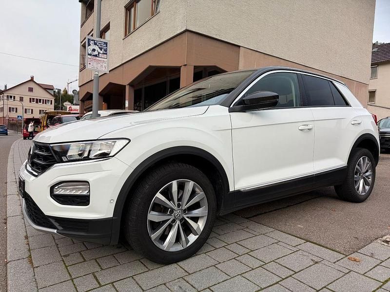 Weiß Gebraucht 2019 VW T-Roc Style SUV | 18.599 € (Fairer Preis) - Bild 1/4