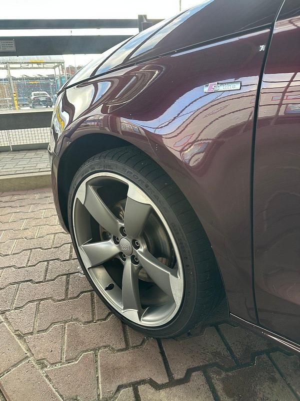 Gebraucht Audi A1 S-Line 122 PS (89 kW) 2012 Rot Kleinwagen