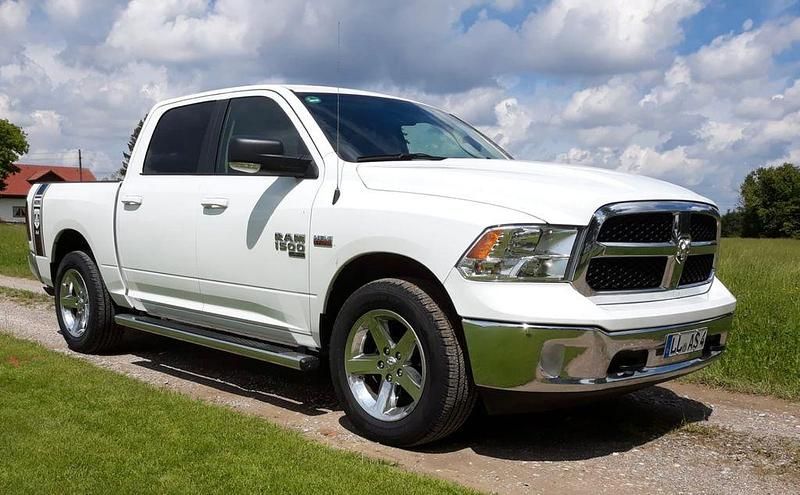 Weiß Gebraucht 2019 Dodge Ram Abholung | 39.500 € - Bild 1/4