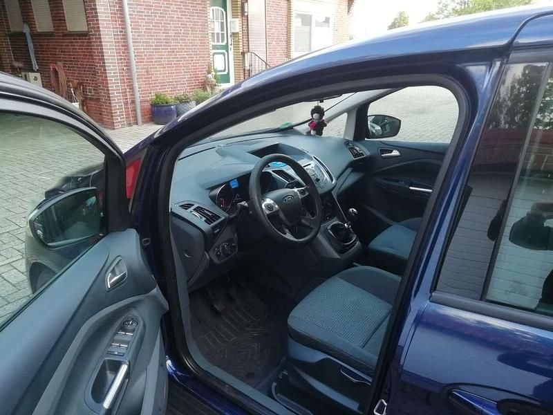 Gebraucht Ford Grand C-Max Trend 116 PS (85 kW) 2012 Atlantikblaumetallic Van / Kleinbus