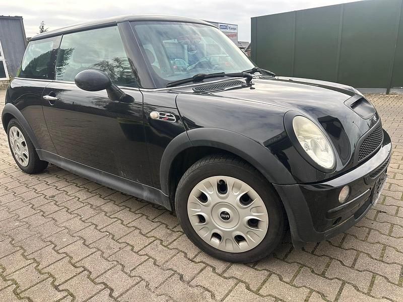 Gebraucht Mini ONE 90 PS (66 kW) 2003 Schwarz Kleinwagen