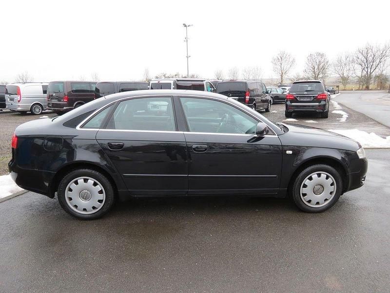 Gebraucht Audi A4 Comfort 131 PS (96 kW) 2006 Schwarz Limousine