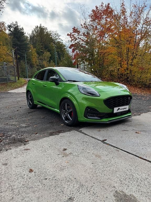 Grün Gebraucht 2021 Ford Puma Gen-E ST SUV | 19.200 € (Superpreis) - Bild 1/4