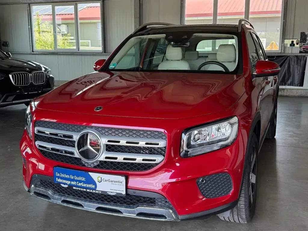 Gebraucht Mercedes GLB200 150 PS (110 kW) 2023 Rot SUV