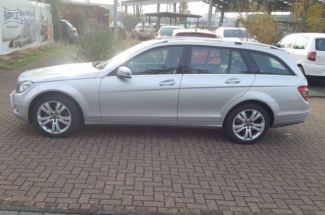 Gebraucht Mercedes C220 231 PS (169 kW) 2009 Silber Kombi