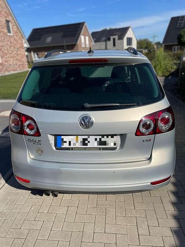 Gebraucht VW Golf VII Life 122 PS (89 kW) 2013 Silber Limousine