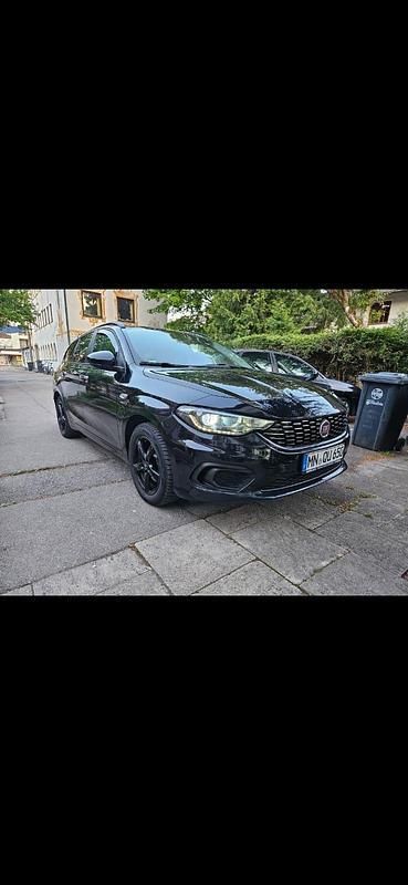 Schwarz Gebraucht 2019 Fiat Tipo Kombi | 9.990 € (Guter Preis) - Bild 1/4