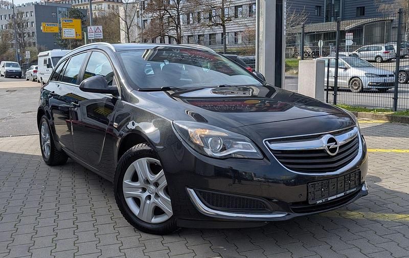 Gebraucht Opel Insignia 170 PS (125 kW) 2016 Schwarz Kombi