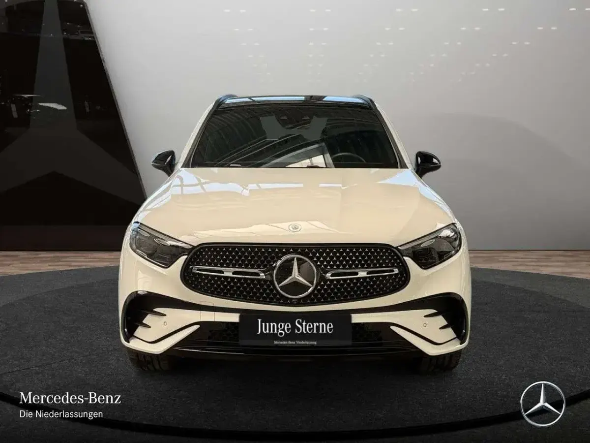 Gebraucht Mercedes GLC300 Advanced Plus 197 PS (144 kW) 2025 Weiß SUV