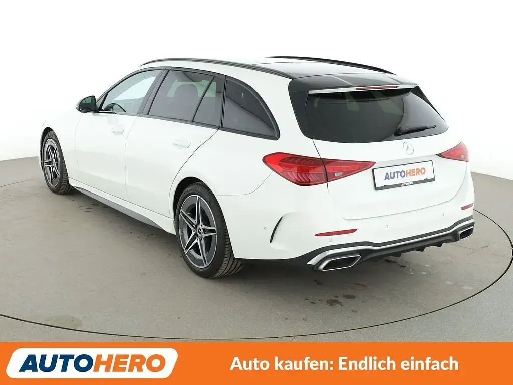 Gebraucht Mercedes C180 AMG line 193 PS (141 kW) 2023 Weiß Limousine