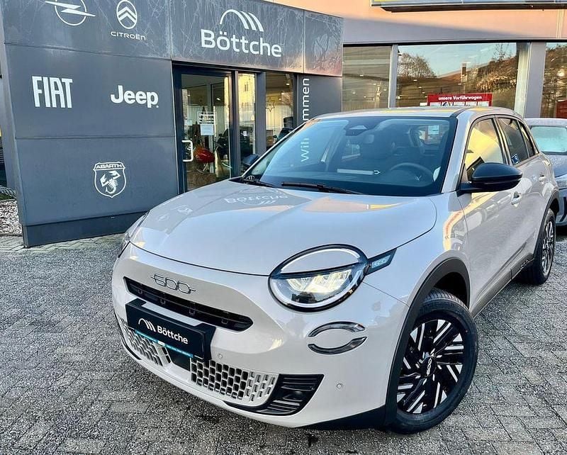 Cappuccino beige Neu 2026 Fiat 600E Business SUV | 31.990 € (Guter Preis) - Bild 1/4