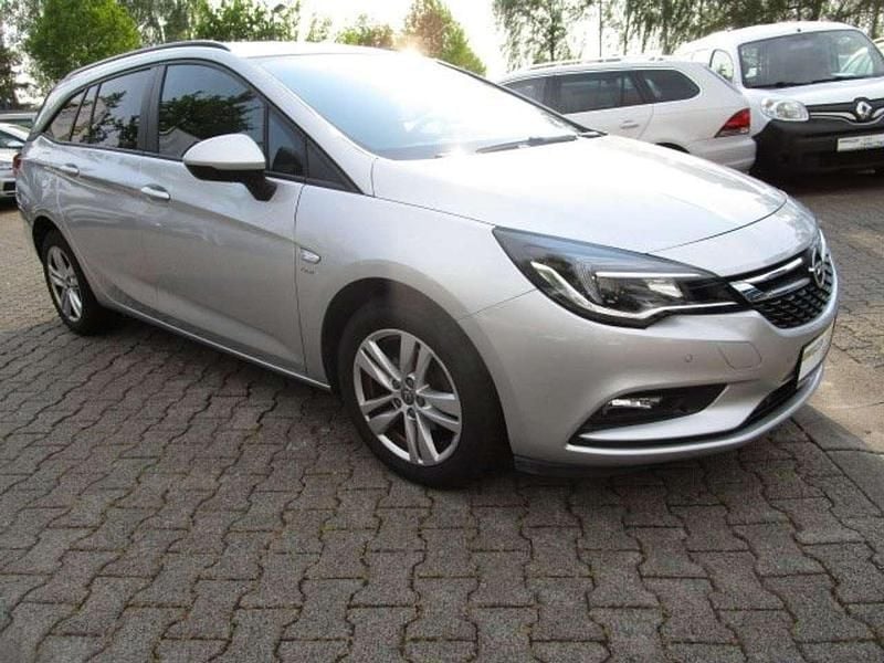 Gebraucht Opel Astra Active 125 PS (91 kW) 2018 Argon silber/ice silver Kombi