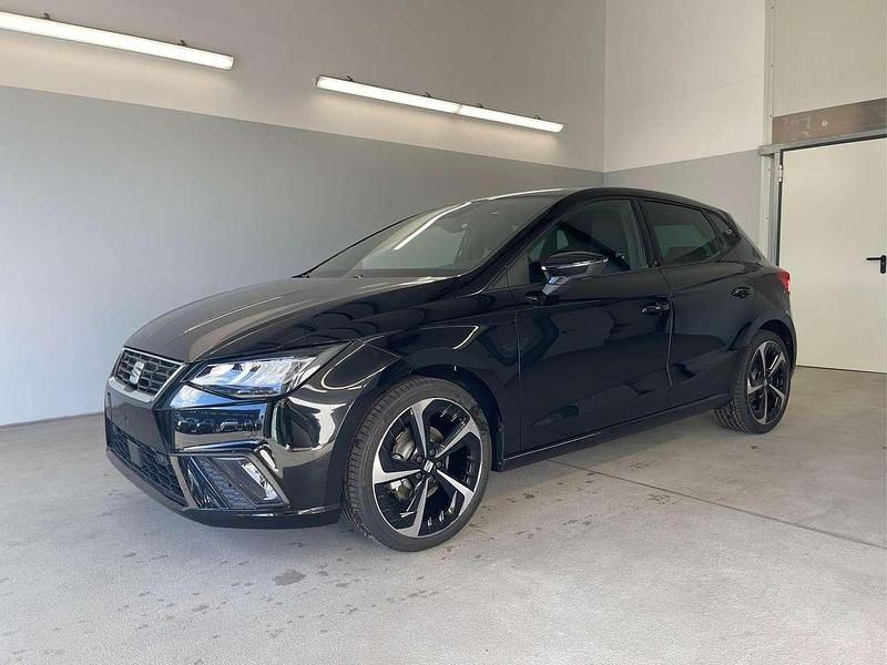 [0e0e] midnight schwa... Neu 2025 Seat Ibiza FR Limousine | 22.971 € (Guter Preis) - Bild 1/4