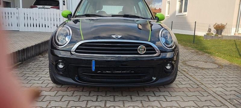 Schwarz Gebraucht 2013 Mini ONE Brick Lane Kleinwagen | 6.200 € (Fairer Preis) - Bild 1/4