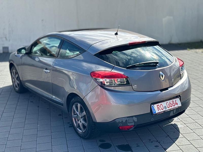 Gebraucht 2009 Renault Mégane Coupé Coupé | 1.899 € (Superpreis) - Bild 1/4