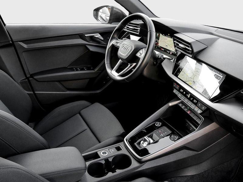 Gebraucht Audi A3 S-Line 150 PS (110 kW) 2022 Grau Limousine