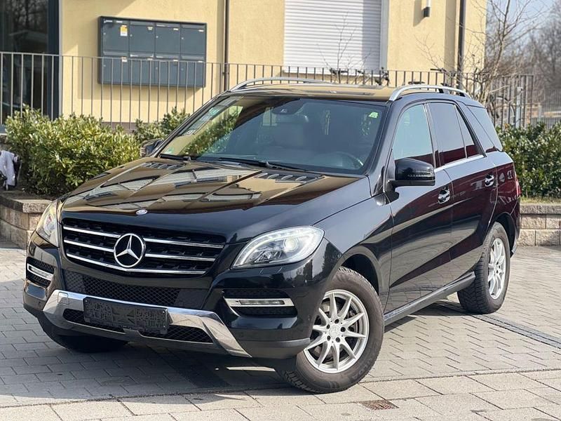 Gebraucht Mercedes ML350 AMG 258 PS (189 kW) 2013 Schwarz SUV