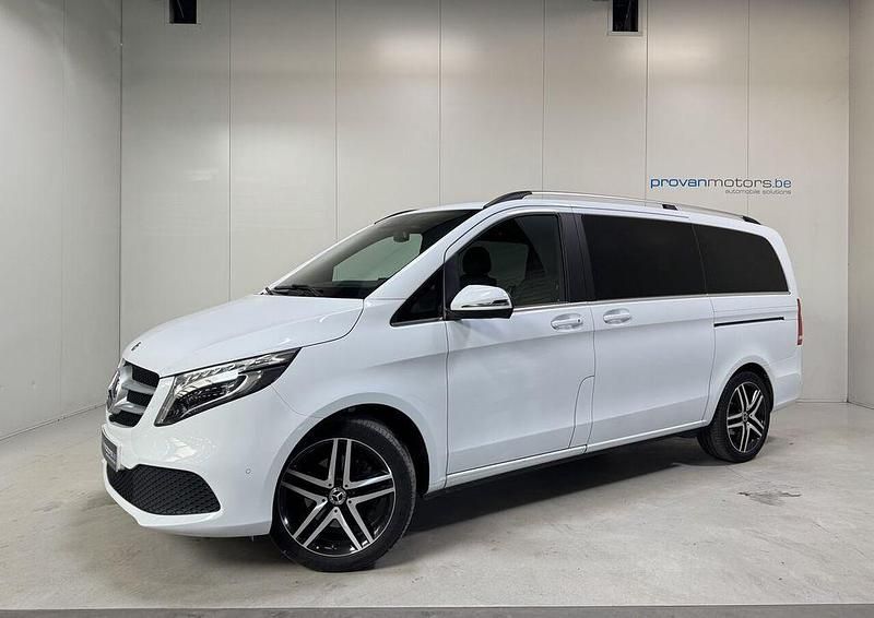 Gebraucht Mercedes V300 241 PS (177 kW) 2020 Weiß Van / Kleinbus