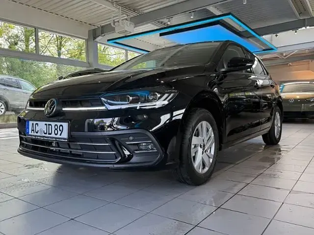 Gebraucht VW Polo Style 95 PS (69 kW) 2025 Kleinwagen