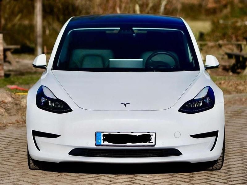 Gebraucht Tesla Model 3 Standard Range Plus 225 kW (306 PS) 2021 Weiß Limousine