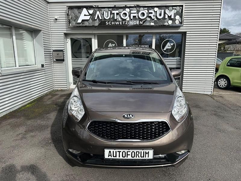 Gebraucht Kia Venga DREAM-TEAM Edition 90 PS (66 kW) 2016 Beige Kleinwagen