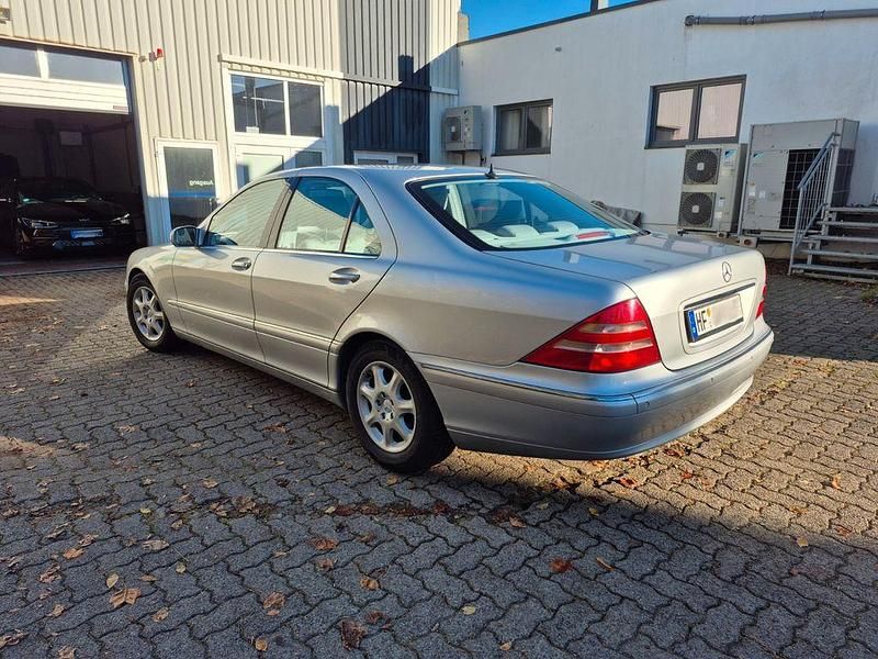 Gebraucht Mercedes S320 224 PS (164 kW) 2000 Silber Limousine