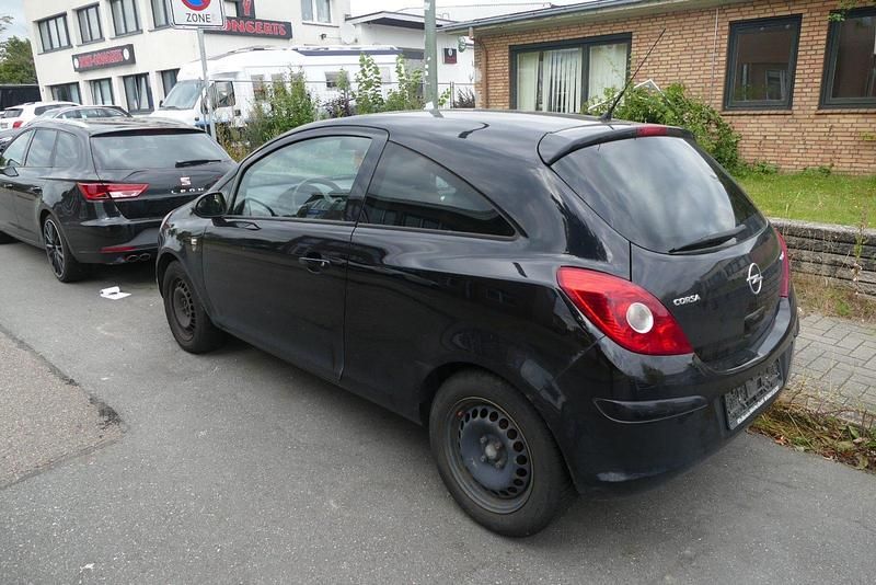 Gebraucht Opel Corsa 69 PS (50 kW) 2010 Schwarz Kleinwagen
