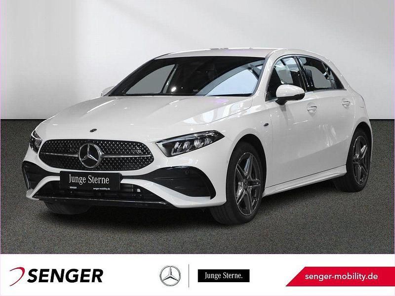 Unilack polarweiß Gebraucht 2025 Mercedes A250 AMG Limousine | 36.880 € (Etwas zu teuer) - Bild 1/4