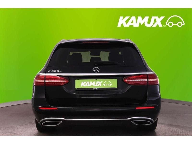 Gebraucht Mercedes E300 Avantgarde 211 PS (155 kW) 2022 Schwarz Kombi