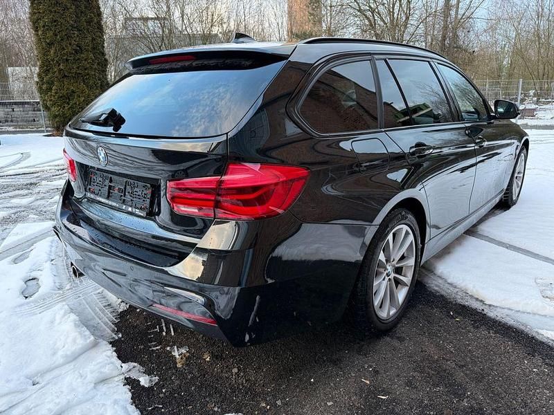 Gebraucht BMW 320 M Sport 190 PS (139 kW) 2018 Schwarz Kombi