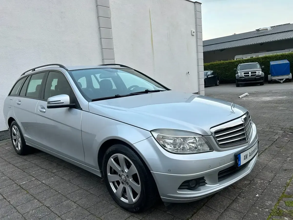Gebraucht Mercedes C200 136 PS (100 kW) 2009 Silber Kombi