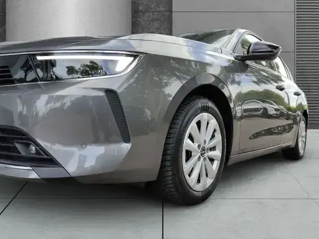 Gebraucht Opel Astra Enjoy 110 PS (80 kW) 2023 Grau Kleinwagen