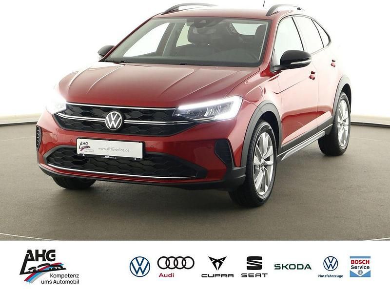 Kings red metallic Neu 2025 VW Taigo Life SUV | 30.990 € (Etwas zu teuer) - Bild 1/4