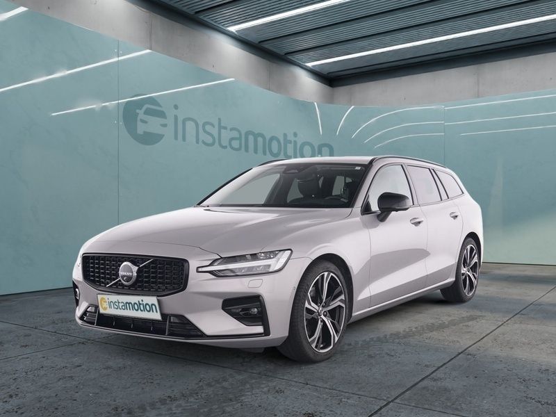 Gebraucht Volvo V60 Ultimate 197 PS (144 kW) 2023 Silber Kombi