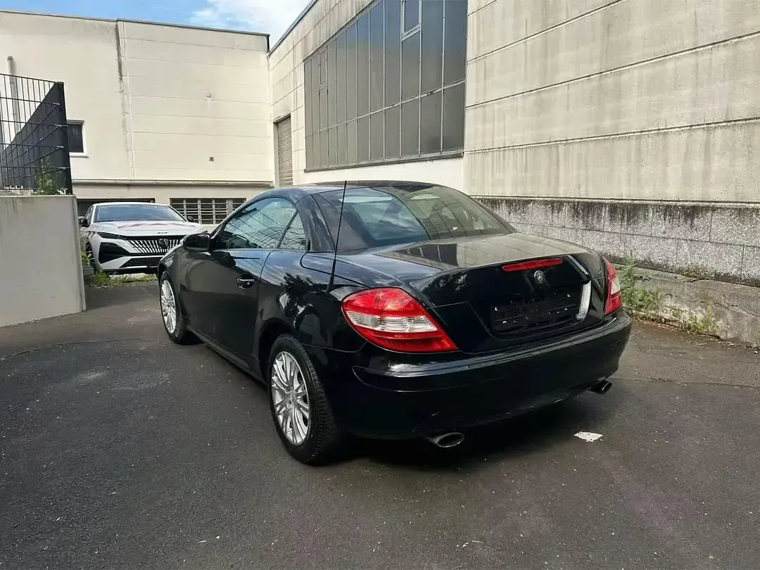 Gebraucht Mercedes SLK200 168 PS (123 kW) 2006 Schwarz Cabrio