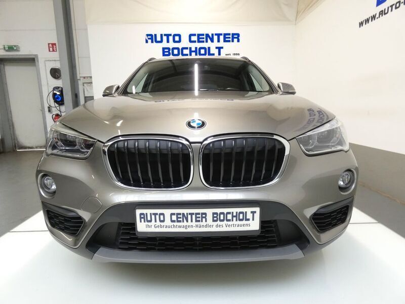 Gebraucht BMW X1 Advantage 140 PS (102 kW) 2018 Silber SUV
