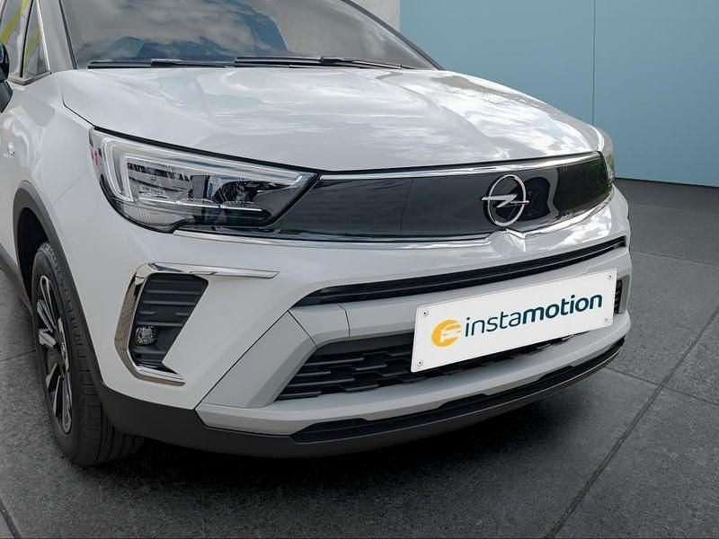 Weiß Gebraucht 2022 Opel Crossland SUV | 18.949 € (Fairer Preis) - Bild 1/4