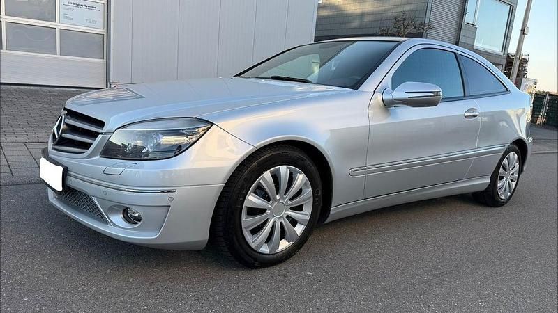 Gebraucht Mercedes CLC200 184 PS (135 kW) 2009 Silber Kleinwagen