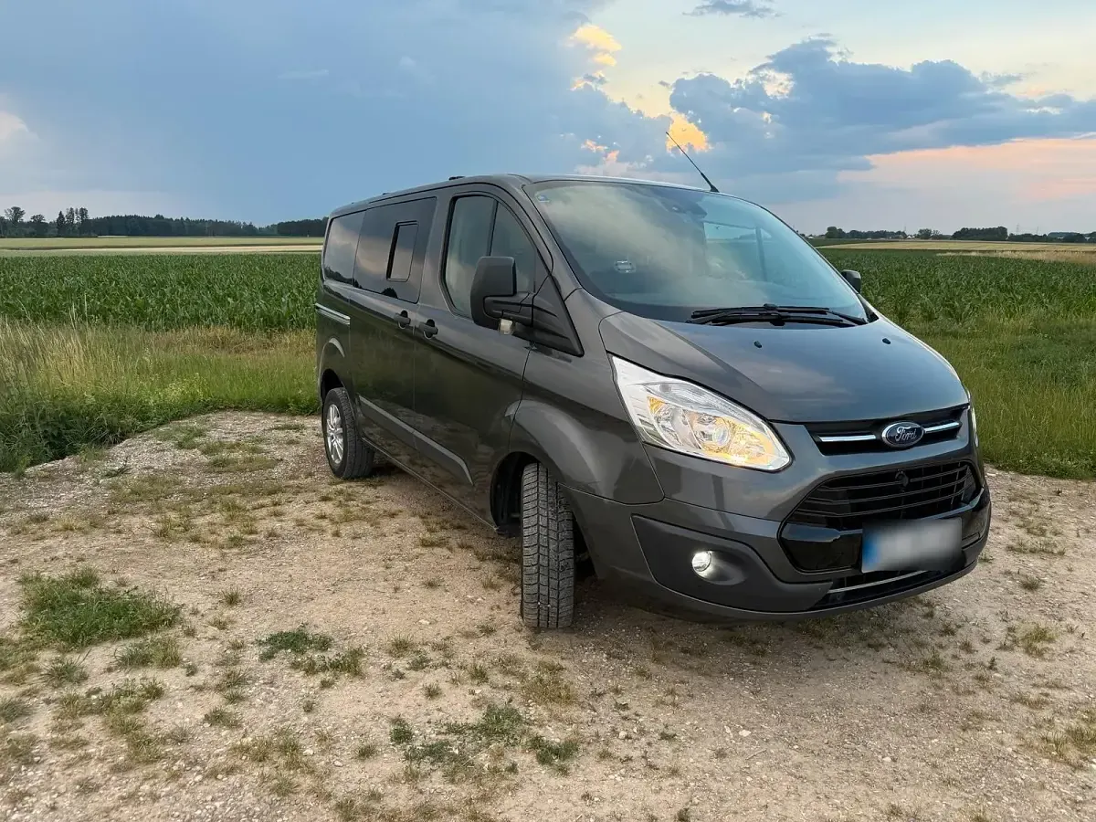 Gebraucht Ford Transit Custom 131 PS (96 kW) 2017 Grau Van
