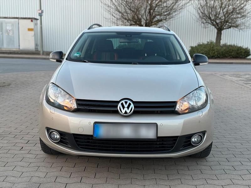 Gebraucht VW Golf VII Match 105 PS (77 kW) 2012 Grau Kombi