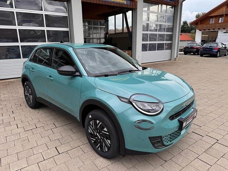Grün Neu 2025 Fiat 600 SUV | 26.500 € (Fairer Preis) - Bild 1/4